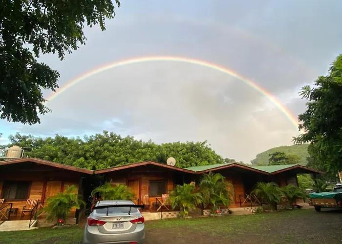El Pescador Inn *